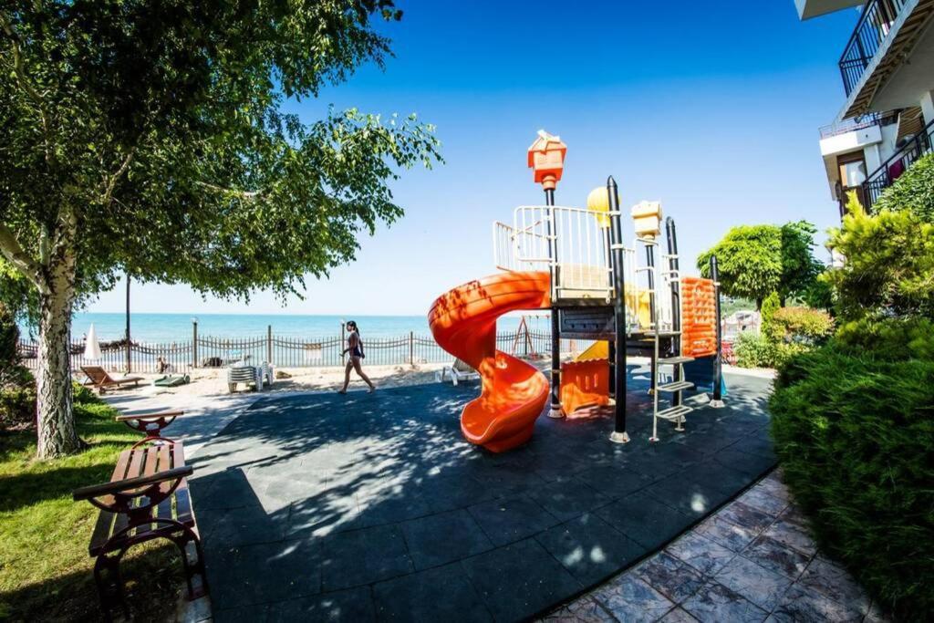Messambria Fort Beach - Premium Apartments 埃勒尼特 外观 照片